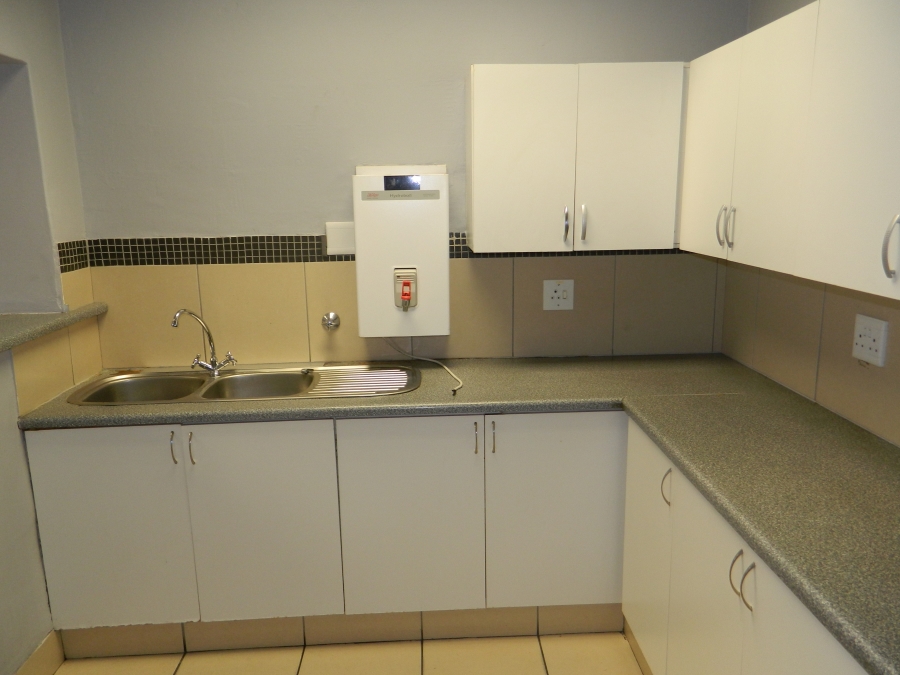 To Let commercial Property for Rent in Paarl Central Western Cape